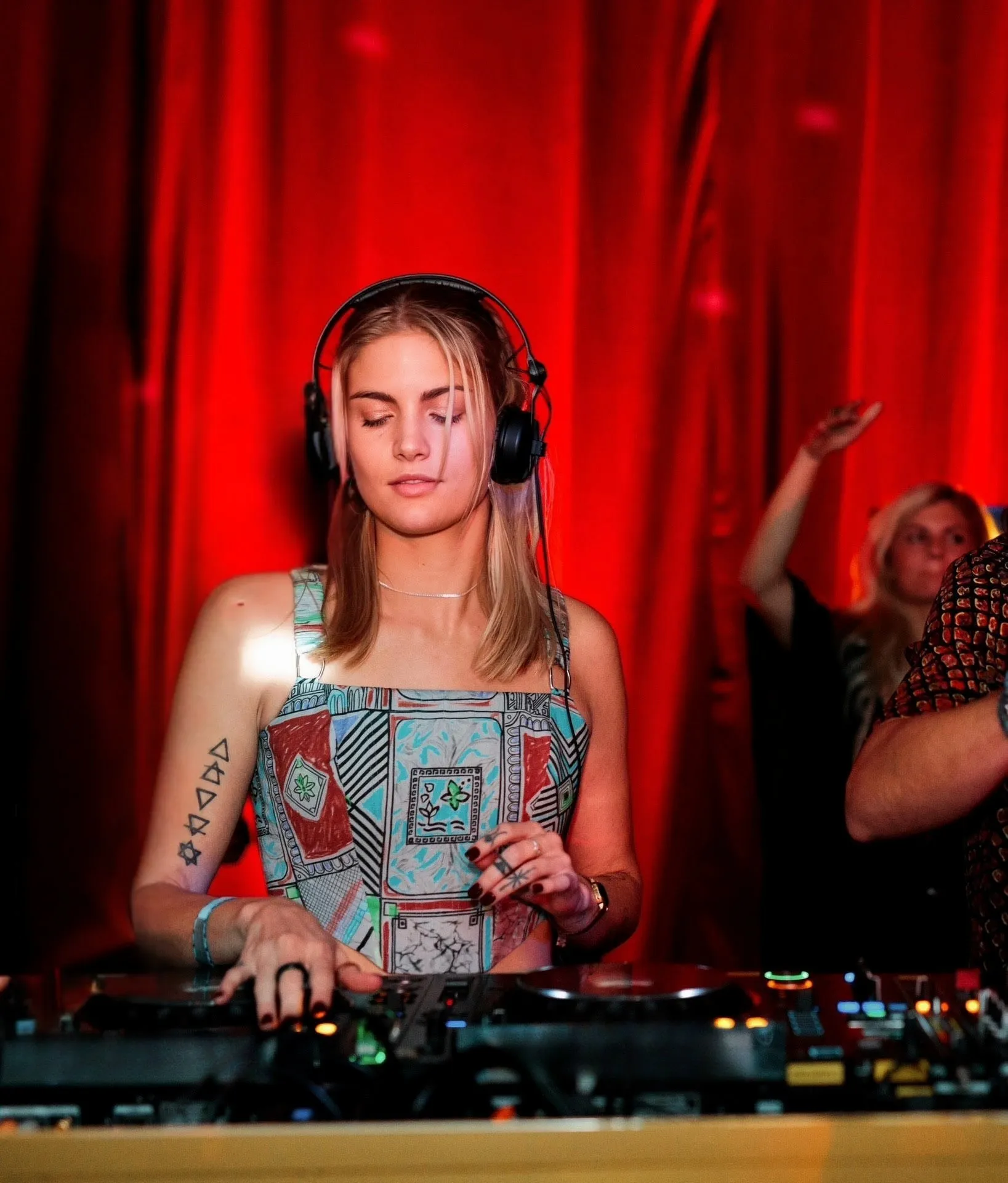 DJ Mary Jane, Miami DJ, performing